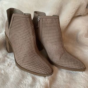 Dolce Vita suede ankle booties